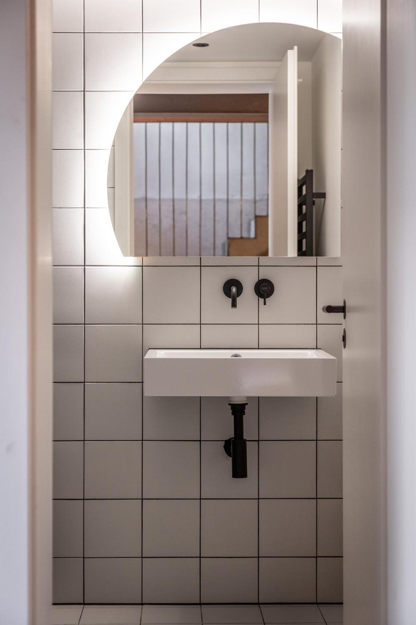 Coolest Apartment In Berlin, Easy Check-In, Close To Center, Black & White Maisonette #6 Exterior foto